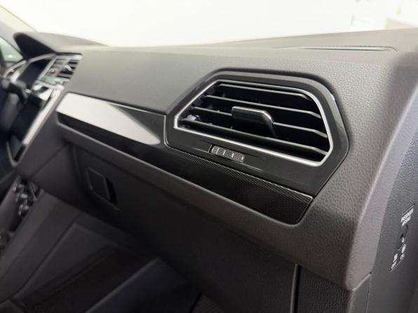 Volkswagen Tiguan II с пробегом 2020 года, цена 3 500 000 рублей, 51208 км, внедорожник, Автокод Объявления