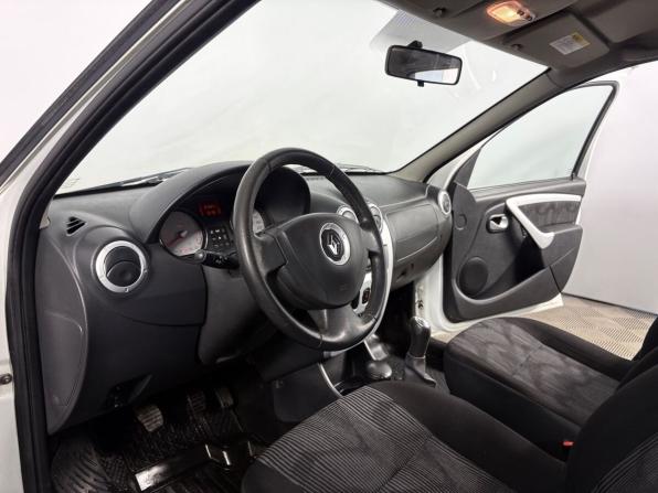 Renault Logan I Рестайлинг с пробегом 2014 года, цена 765 000 рублей, 87402 км, седан, Автокод Объявления