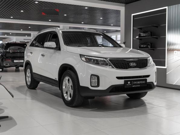 Kia Sorento II Рестайлинг с пробегом 2015 года, цена 1 395 000 рублей, 303838 км, внедорожник, Автокод Объявления