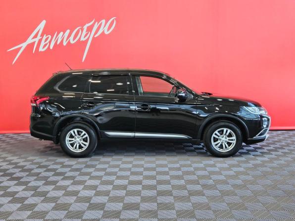 Mitsubishi Outlander III Рестайлинг 2 с пробегом 2016 года, цена 1 849 000 рублей, 128202 км, внедорожник, Автокод Объявления