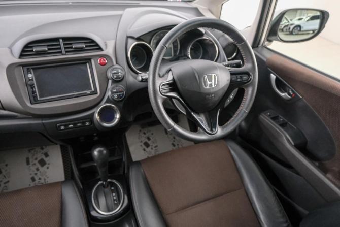 Honda Fit Shuttle I с пробегом 2012 года, цена 799 000 рублей, 235000 км, универсал, Автокод Объявления