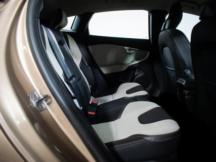Volvo V40 II Москва  - изображение 9