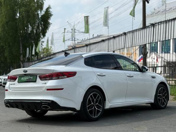 Kia Optima IV Рестайлинг с пробегом 2018 года, цена 2 329 000 рублей, 87232 км, седан, Автокод Объявления