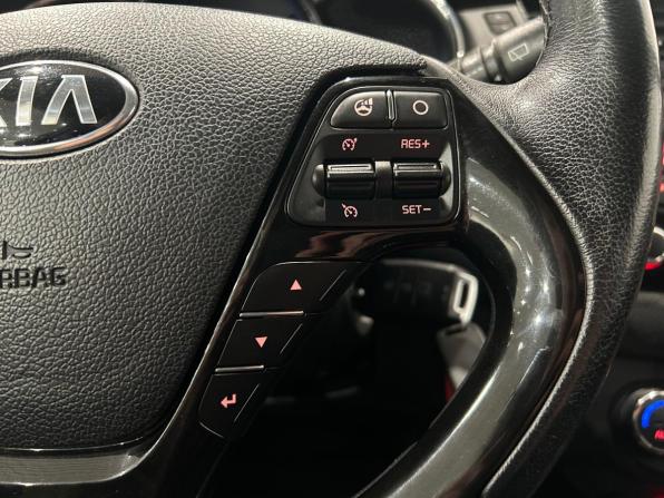 Kia Ceed II с пробегом 2015 года, цена 1 380 000 рублей, 51395 км, хэтчбек, Автокод Объявления