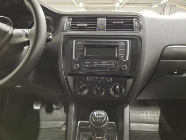 Volkswagen Jetta VI Рестайлинг с пробегом 2015 года, цена 977 000 рублей, 170897 км, седан, Автокод Объявления