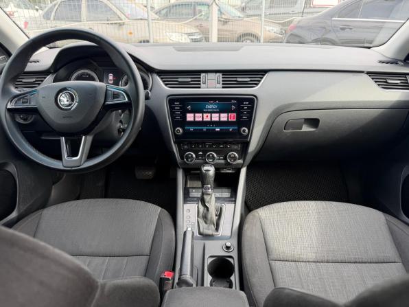 Skoda Octavia III (A7) Рестайлинг с пробегом 2018 года, цена 1 738 000 рублей, 129000 км, лифтбек, Автокод Объявления