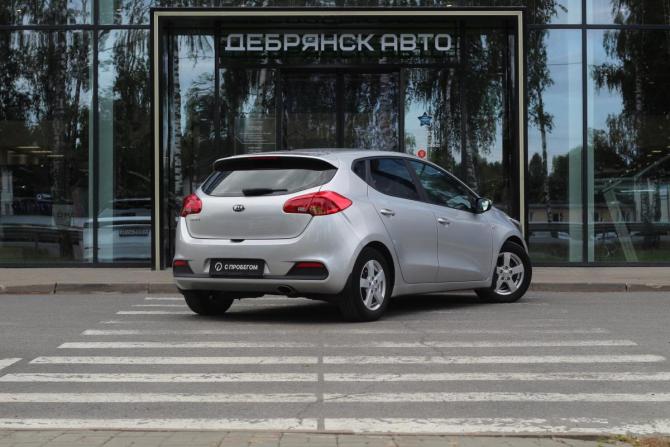 Kia Ceed II с пробегом 2013 года, цена 950 000 рублей, 192583 км, хэтчбек, Автокод Объявления