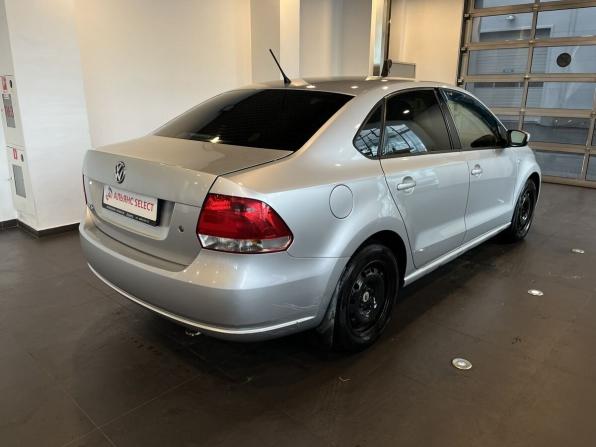 Volkswagen Polo V с пробегом 2015 года, цена 690 000 рублей, 240739 км, седан, Автокод Объявления