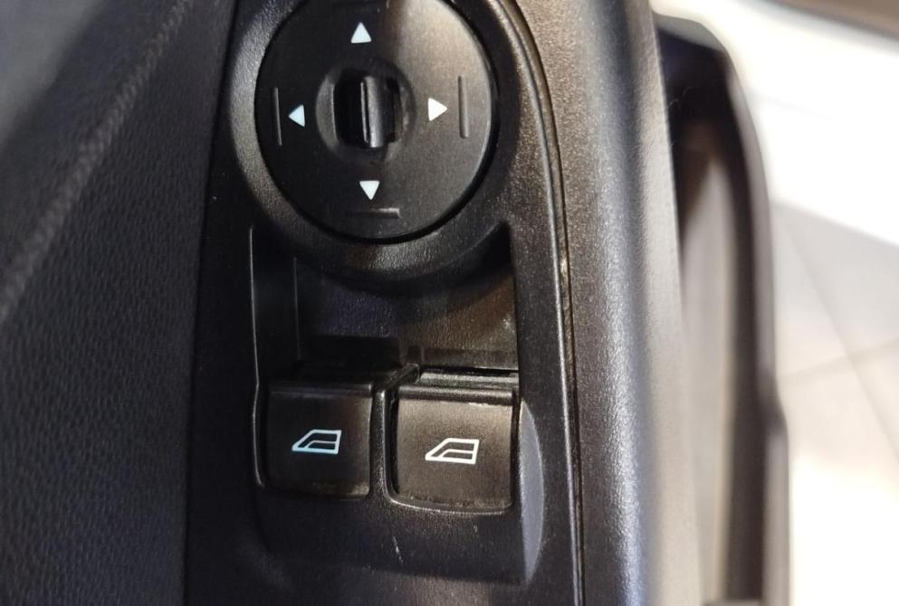 Ford Fiesta Mk6 Рестайлинг Саратов  - изображение 19