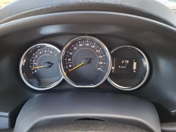 Renault Logan II Рестайлинг с пробегом 2020 года, цена 1 295 000 рублей, 73410 км, седан, Автокод Объявления