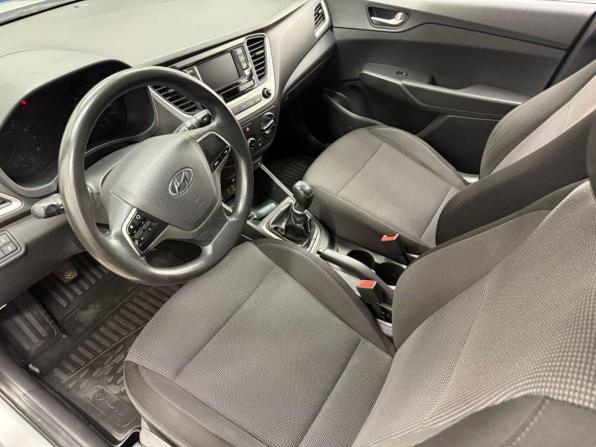 Hyundai Solaris II с пробегом 2017 года, цена 1 131 520 рублей, 143505 км, седан, Автокод Объявления
