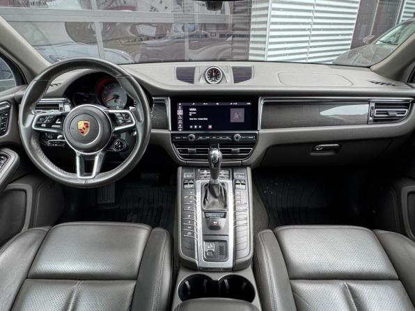Porsche Macan I Рестайлинг с пробегом 2019 года, цена 4 990 000 рублей, 83000 км, внедорожник, Автокод Объявления