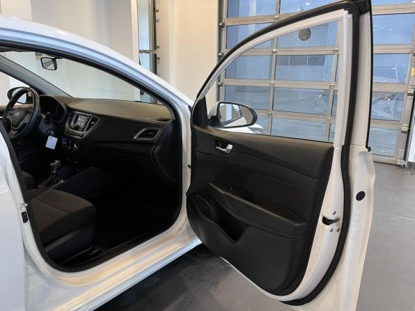 Hyundai Solaris II Рестайлинг с пробегом 2022 года, цена 1 774 000 рублей, 97425 км, седан, Автокод Объявления
