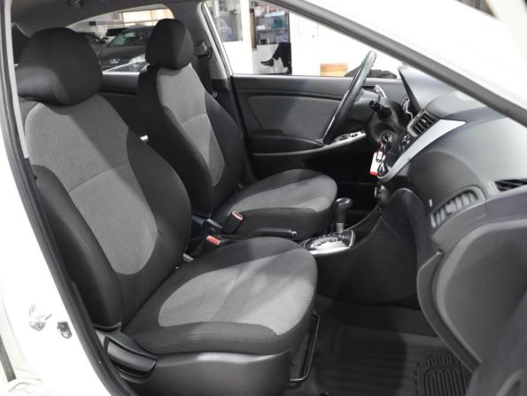Hyundai Solaris I с пробегом 2012 года, цена 749 000 рублей, 170661 км, седан, Автокод Объявления