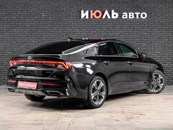 Kia K5 III с пробегом 2021 года, цена 2 490 000 рублей, 137559 км, седан, Автокод Объявления