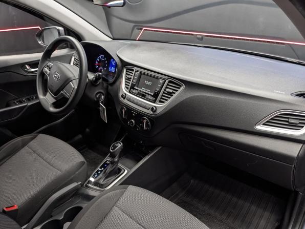 Hyundai Solaris II Рестайлинг с пробегом 2022 года, цена 1 725 000 рублей, 46145 км, седан, Автокод Объявления