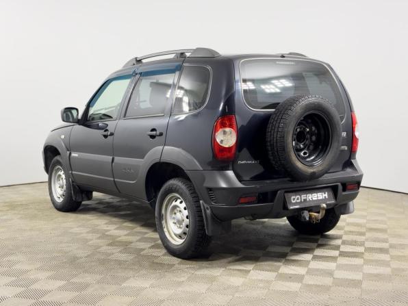 Chevrolet Niva I Рестайлинг с пробегом 2018 года, цена 663 100 рублей, 120173 км, внедорожник, Автокод Объявления