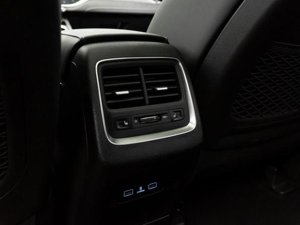 Geely Atlas Pro с пробегом 2024 года, цена 2 320 000 рублей, 40799 км, внедорожник, Автокод Объявления