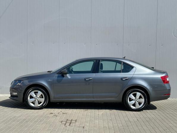Skoda Octavia III (A7) Рестайлинг с пробегом 2020 года, цена 1 990 000 рублей, 100085 км, лифтбек, Автокод Объявления