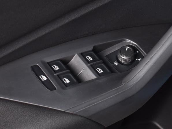 Volkswagen Jetta VII с пробегом 2020 года, цена 1 849 995 рублей, 68120 км, седан, Автокод Объявления