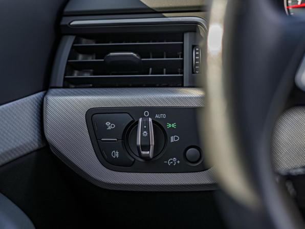 Audi A4 V (B9) Рестайлинг с пробегом 2020 года, цена 2 677 000 рублей, 165559 км, универсал, Автокод Объявления