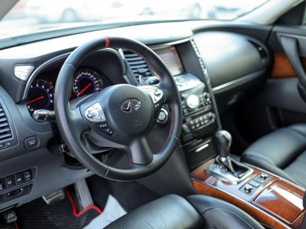 Infiniti FX II (S51) Рестайлинг с пробегом 2011 года, цена 1 749 000 рублей, 280280 км, внедорожник, Автокод Объявления