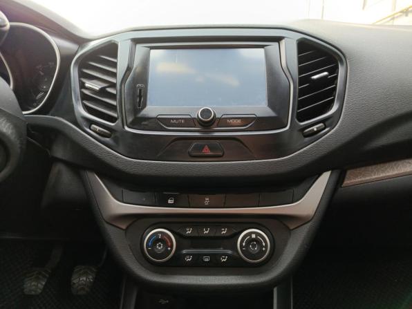 Lada (ВАЗ) Vesta I с пробегом 2016 года, цена 715 000 рублей, 135530 км, седан, Автокод Объявления