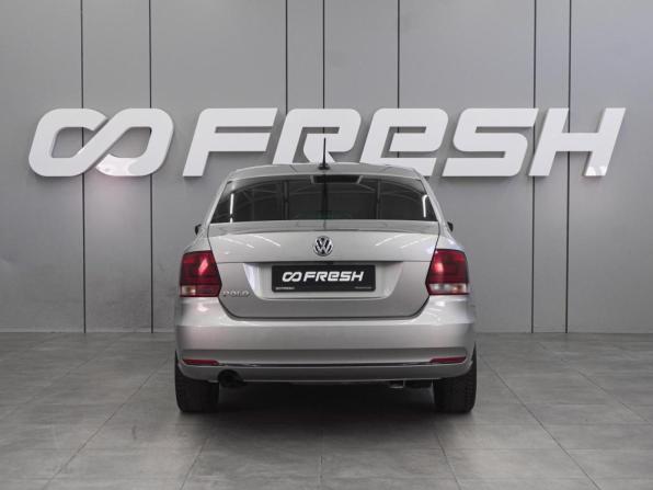 Volkswagen Polo V Рестайлинг с пробегом 2019 года, цена 1 113 000 рублей, 203907 км, седан, Автокод Объявления