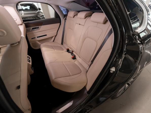 Jaguar XF II с пробегом 2016 года, цена 2 400 000 рублей, 99448 км, седан, Автокод Объявления