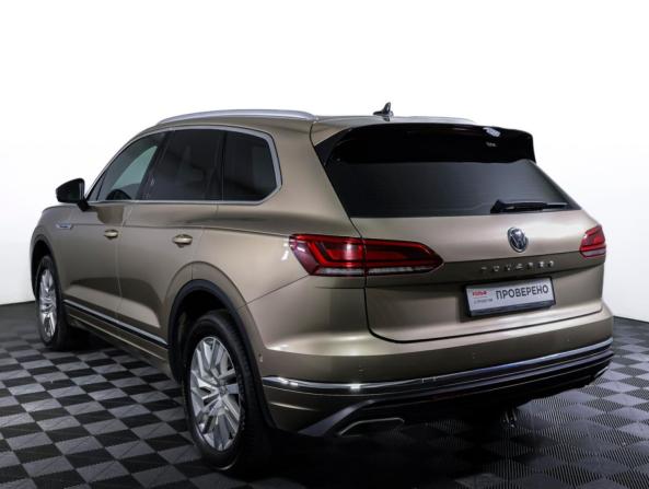 Volkswagen Touareg III с пробегом 2018 года, цена 3 850 000 рублей, 149000 км, внедорожник, Автокод Объявления