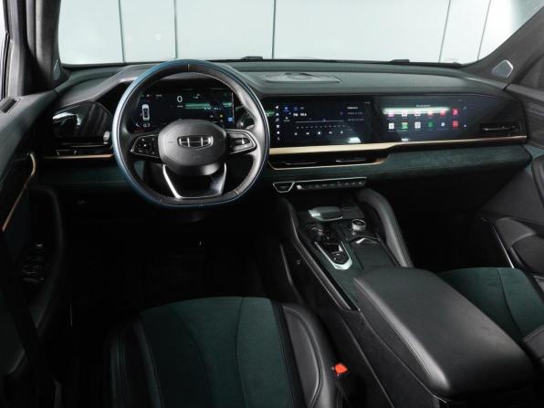 Geely Monjaro I с пробегом 2023 года, цена 3 149 000 рублей, 50085 км, внедорожник, Автокод Объявления