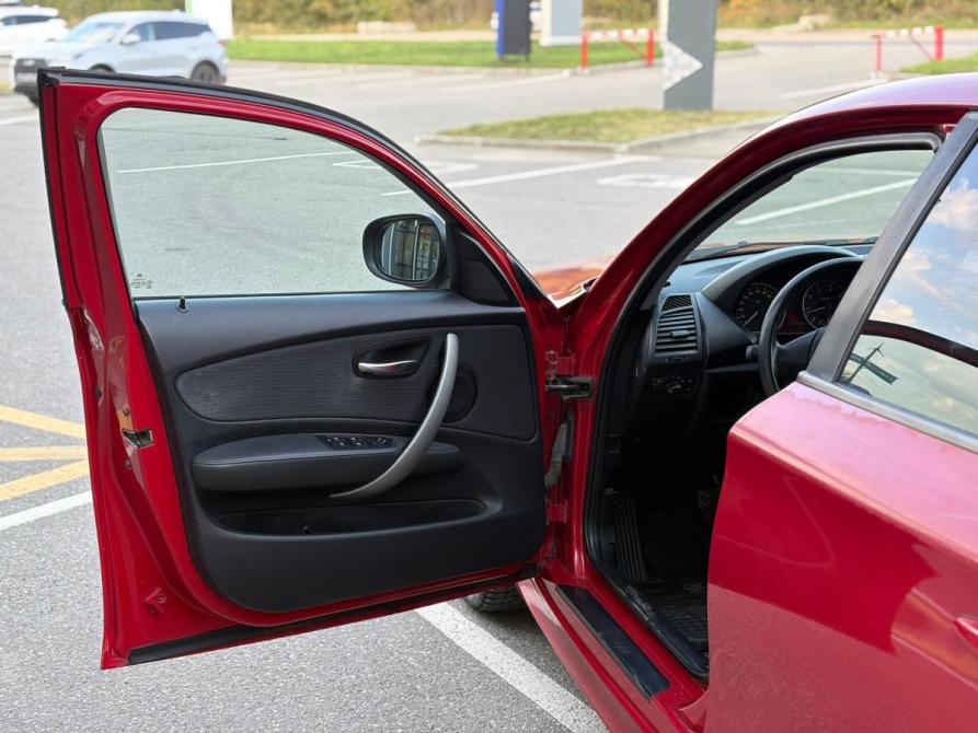BMW 1 серии I (E81/E82/E87/E88) Рестайлинг Томск  - изображение 10