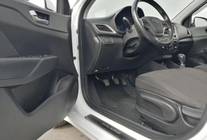 Hyundai Solaris II с пробегом 2020 года, цена 1 427 000 рублей, 115000 км, седан, Автокод Объявления