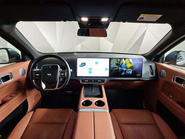 Li Auto (Lixiang) L9 I Рестайлинг с пробегом 2024 года, цена 7 500 000 рублей, 28586 км, внедорожник, Автокод Объявления