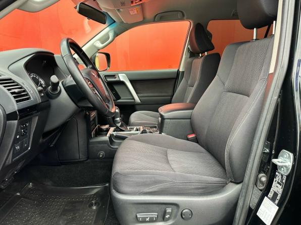 Toyota Land Cruiser Prado 150 Series Рестайлинг 3 с пробегом 2021 года, цена 6 100 000 рублей, 67530 км, внедорожник, Автокод Объявления
