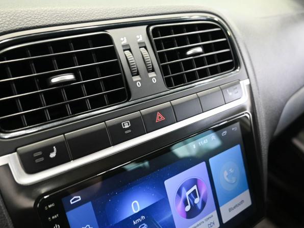 Volkswagen Polo V с пробегом 2012 года, цена 789 900 рублей, 218000 км, седан, Автокод Объявления