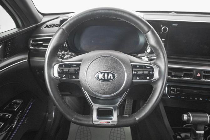 Kia K5 III с пробегом 2021 года, цена 3 079 000 рублей, 69000 км, седан, Автокод Объявления