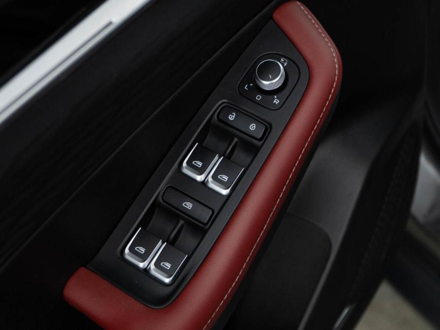 Geely Coolray I Рестайлинг Москва  - изображение 22