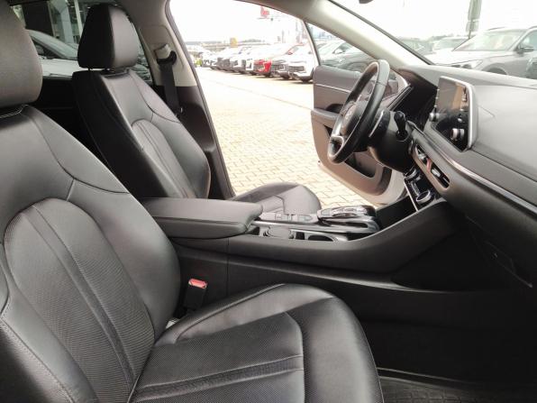 Hyundai Sonata VIII (DN8) с пробегом 2021 года, цена 2 499 000 рублей, 128153 км, седан, Автокод Объявления