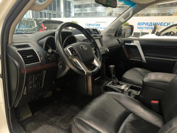 Toyota Land Cruiser Prado 150 Series Рестайлинг 1 с пробегом 2015 года, цена 2 850 000 рублей, 242136 км, внедорожник, Автокод Объявления