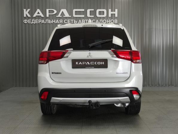 Mitsubishi Outlander III Рестайлинг 2 с пробегом 2017 года, цена 1 746 000 рублей, 137545 км, внедорожник, Автокод Объявления