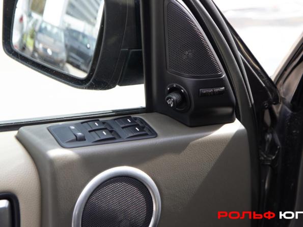 Land Rover Discovery III с пробегом 2008 года, цена 868 000 рублей, 242063 км, внедорожник, Автокод Объявления