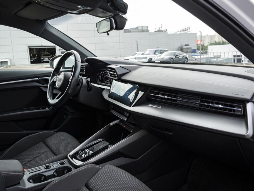 Audi A3 IV (8Y) Москва  - изображение 14