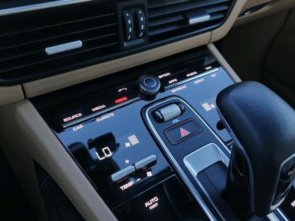 Porsche Cayenne III с пробегом 2018 года, цена 6 300 000 рублей, 67113 км, внедорожник, Автокод Объявления