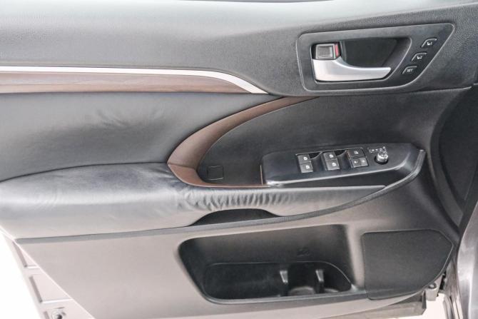 Toyota Highlander III (XU50) с пробегом 2014 года, цена 2 949 000 рублей, 212923 км, внедорожник, Автокод Объявления