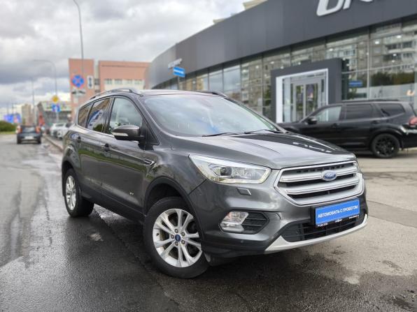 Ford Kuga II Рестайлинг с пробегом 2017 года, цена 1 685 000 рублей, 93326 км, внедорожник, Автокод Объявления