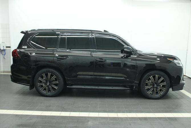 Lexus LX III Рестайлинг 2 с пробегом 2021 года, цена 11 990 000 рублей, 111339 км, внедорожник, Автокод Объявления