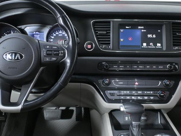Kia Carnival III с пробегом 2019 года, цена 3 120 000 рублей, 47637 км, минивэн, Автокод Объявления
