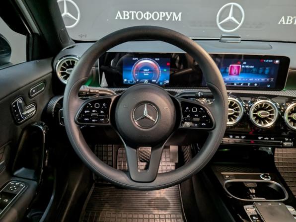 Mercedes-Benz A-Класс IV (W177) с пробегом 2020 года, цена 2 895 000 рублей, 35483 км, хэтчбек, Автокод Объявления