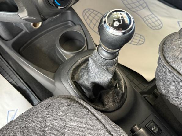 Toyota Yaris II с пробегом 2009 года, цена 640 000 рублей, 217025 км, хэтчбек, Автокод Объявления